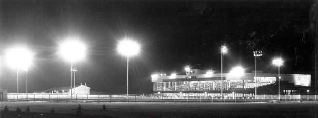 Waterloo Greyhound Park opens - 1986